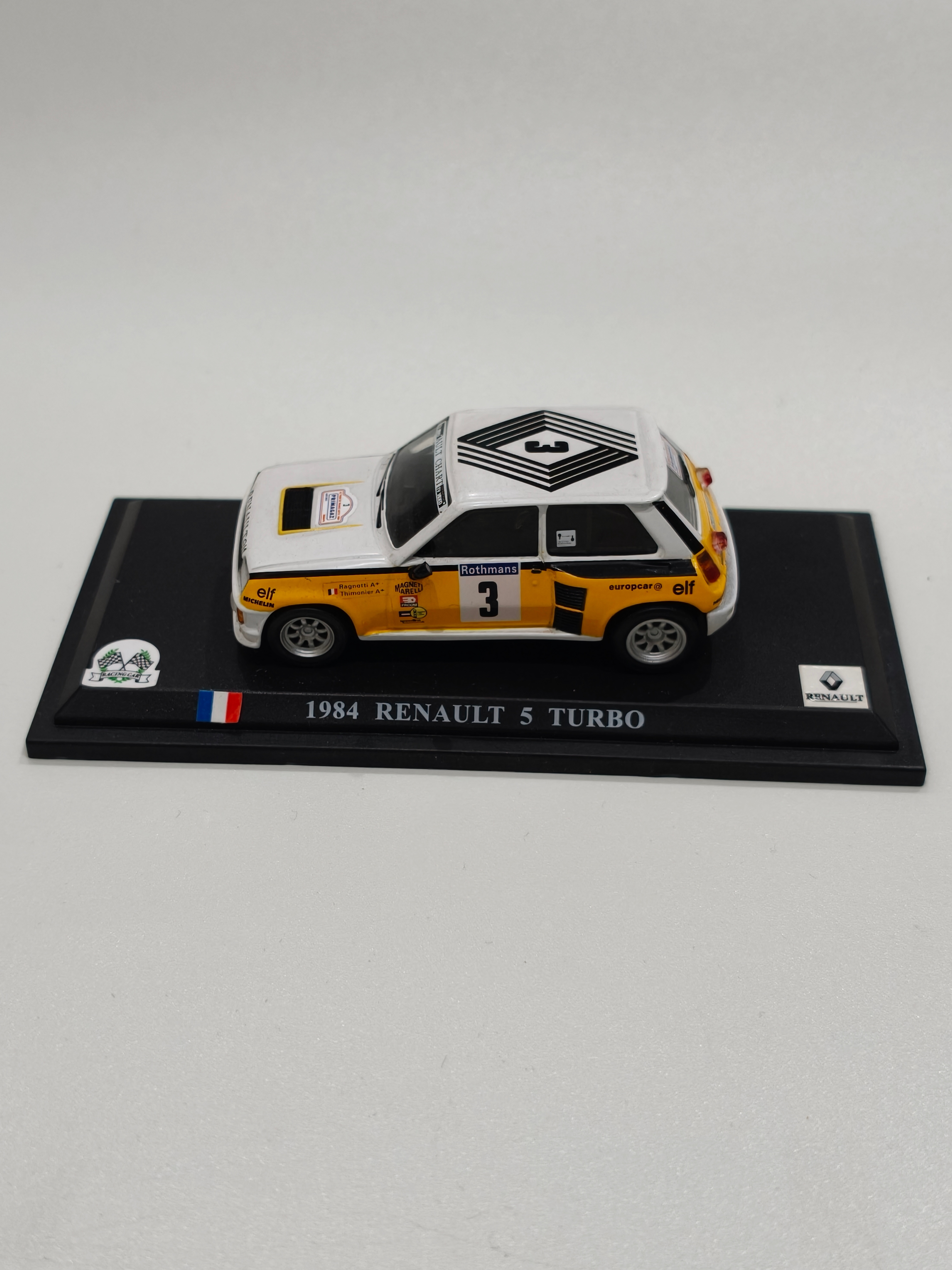 30天模型连送挑战 第138期今天【抽奖】送出的是：雷诺 1984 Renaul