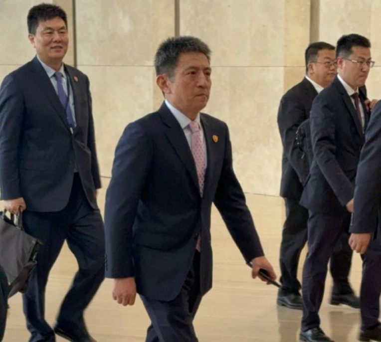 全世界只有中方敢这样！华尔街日报感慨，中方和白宫谈判几乎不让步！5天前的10月2