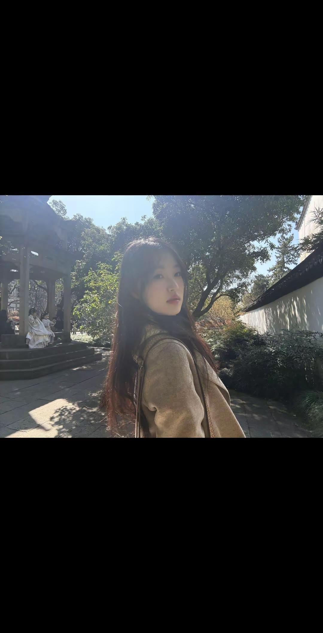 什么都是短暂的，只有失去和怀念，是漫长到没有尽头的