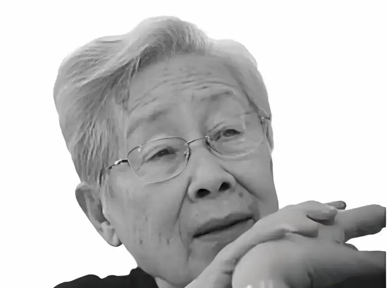 其实宗庆后挺旺女人的，一旺103岁的老母亲，他的母亲早年连女儿都养不起还送人了，