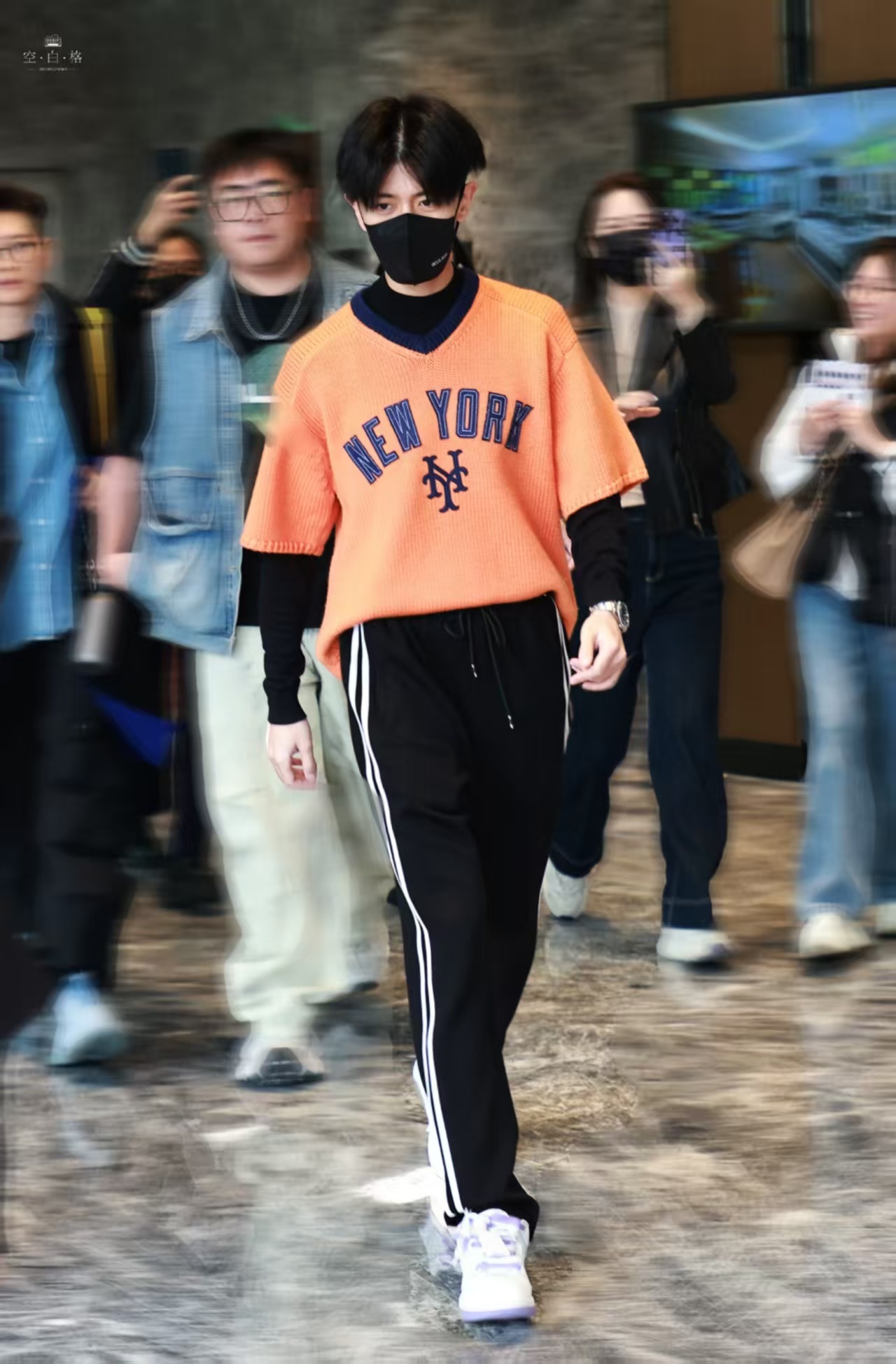 任嘉伦[超话]  14ᥫᩣᥫᩣᥫᩣ🌷愿你一生笑靥如花      🪁||✧ 伴