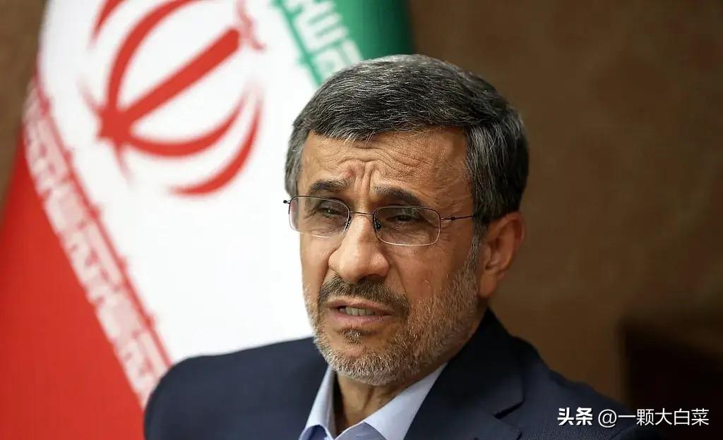 内贾德还没出山，伊朗政坛已经开始头疼了！穆杰塔巴想请他、内贾德想回来、两人理念完