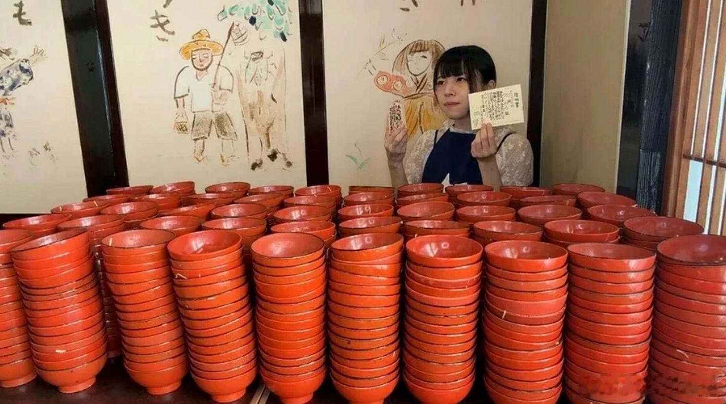 日本女大胃王狂吃755碗荞麦面，打破岩手县百年老店纪录海外新鲜事 日本一名女大胃