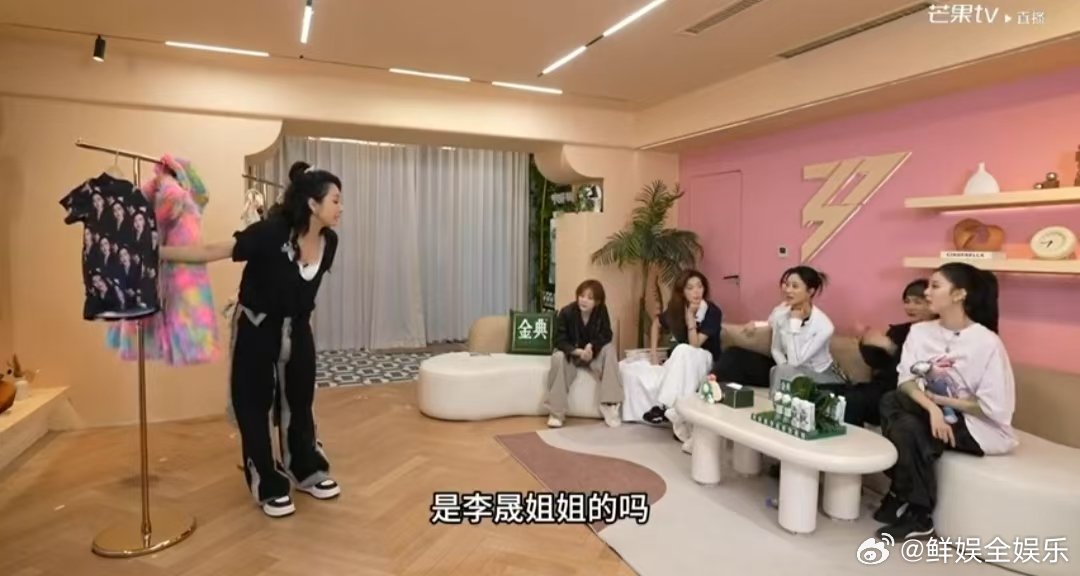 祝绪丹也是穿上李晟的痛衣了乘风2025谁能想到，祝绪丹穿上李晟的“痛衣”，竟然这