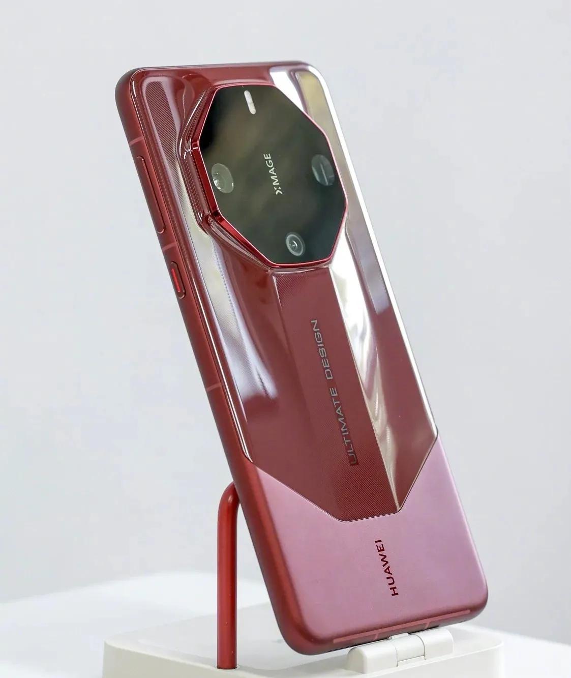 Mate系列里感觉还是Mate60 RS最好看。