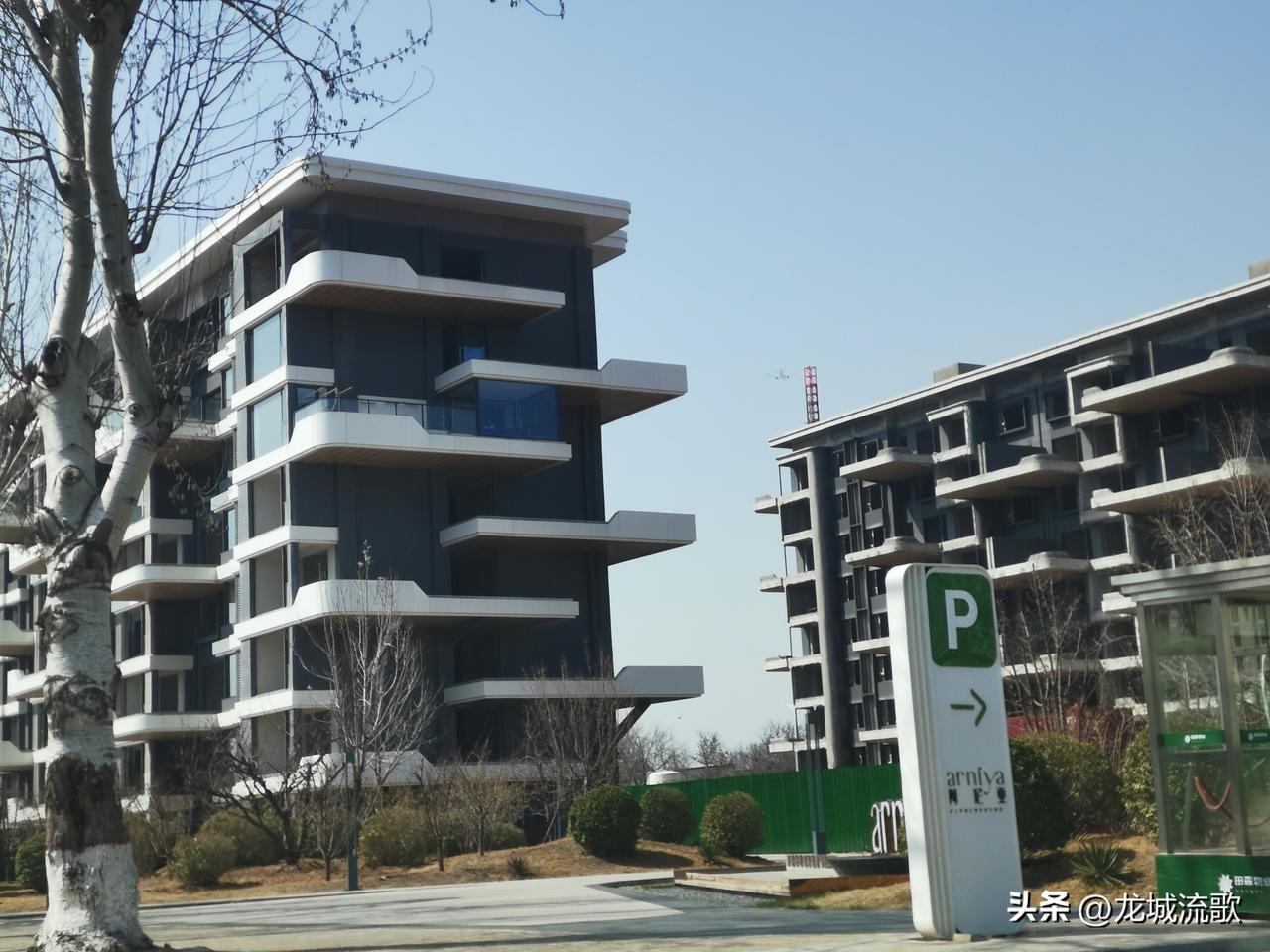 原来榆次也有第四代住宅啊！
南北各一处，北为京师城市森林花园，晋中京师实业开发，