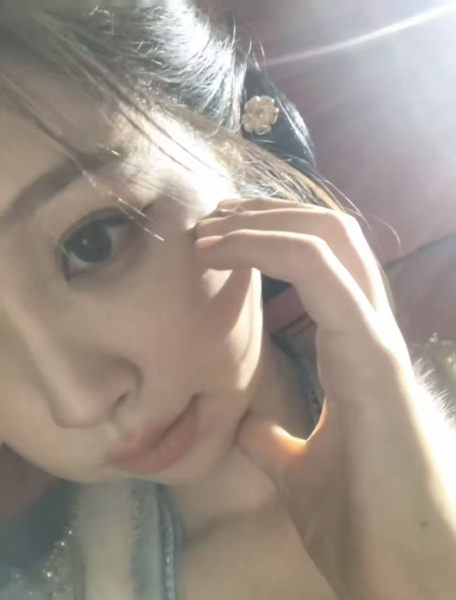 怎么这么萌，我捏捏🥹🤏🤏🤏 