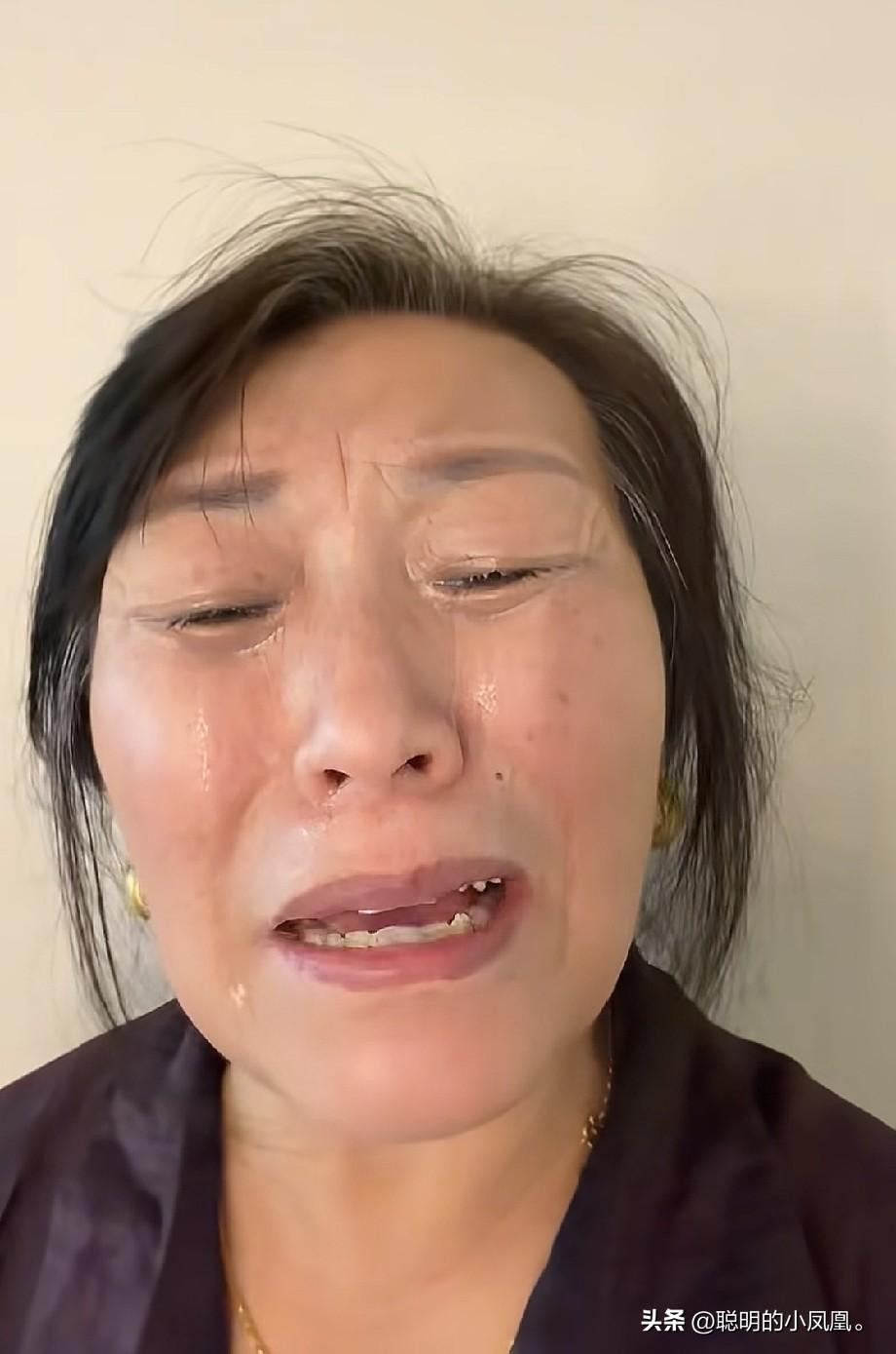小故事！
    这王金刚 痛哭流涕，哭得梨花带雨。让人 看了好心疼啊。究其原因