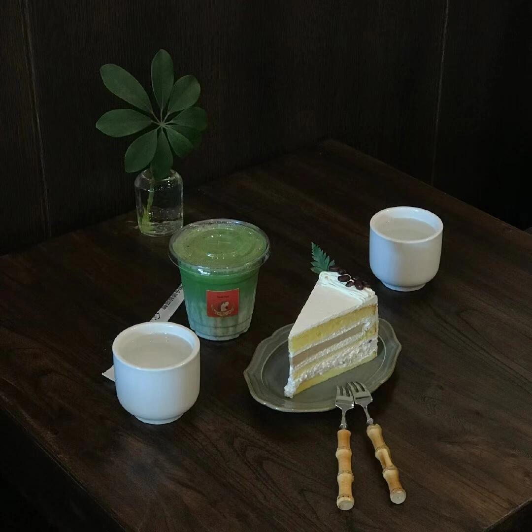 于浩歌狂热之际中寒，于天上看见深渊于一切眼中看见无所有，于无所希望中得救 