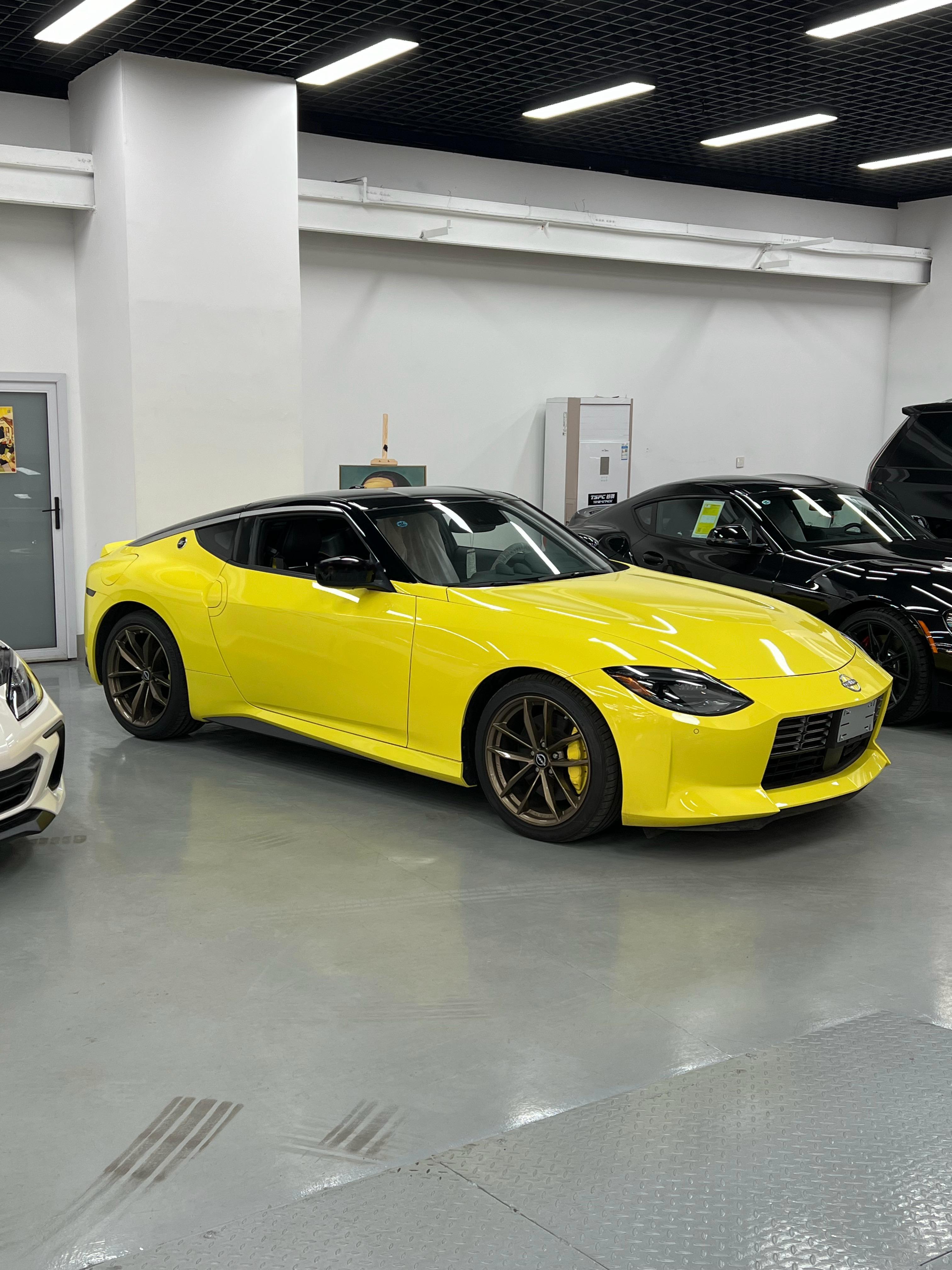 Nissan Z  安排收拾一下，准备交付 天津·中国天津自由贸易试验区