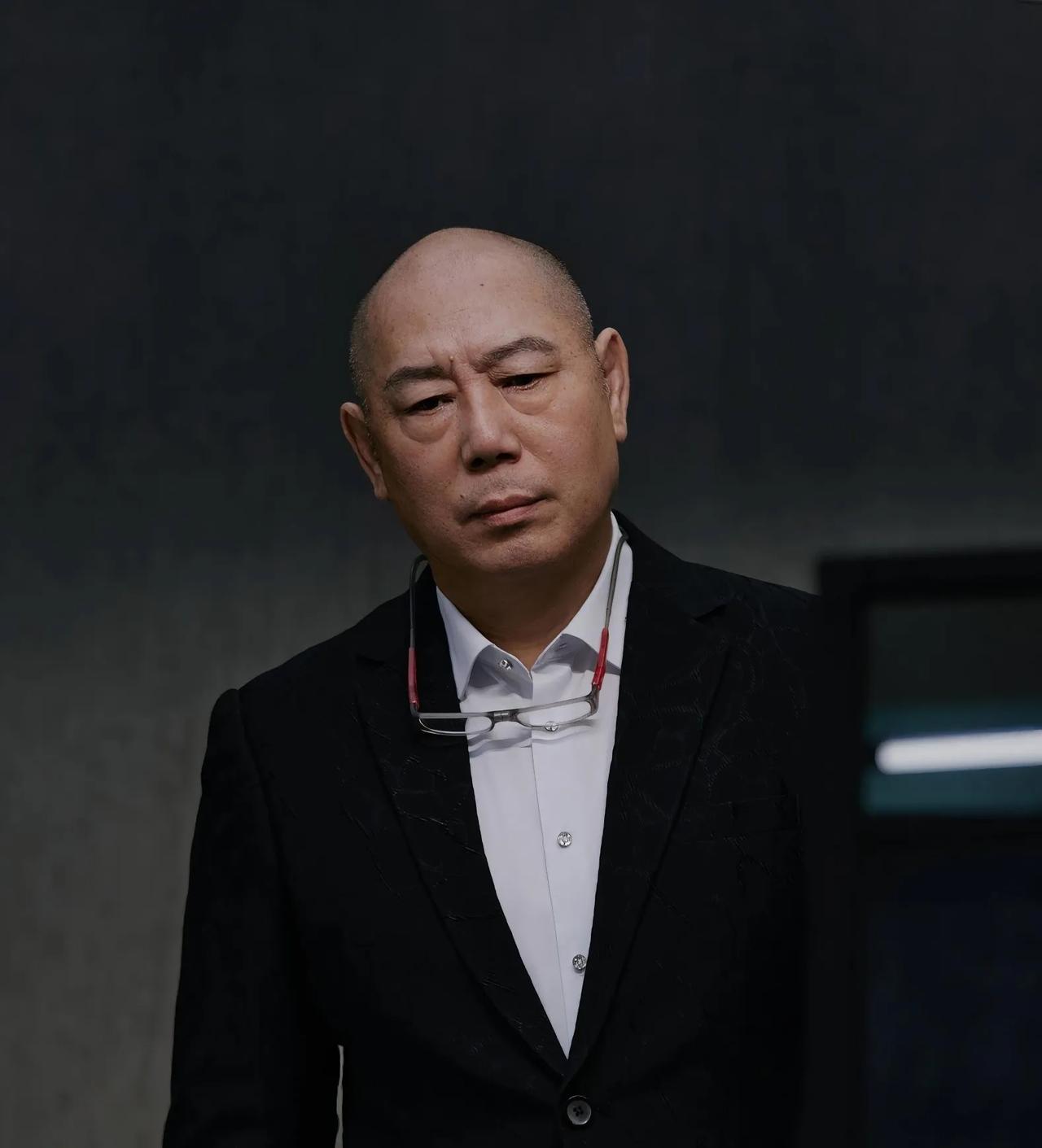 李诚儒用行动证明，男人最大的成功不是赚多少钱是把孩子培养成功

李诚儒最近聊起儿