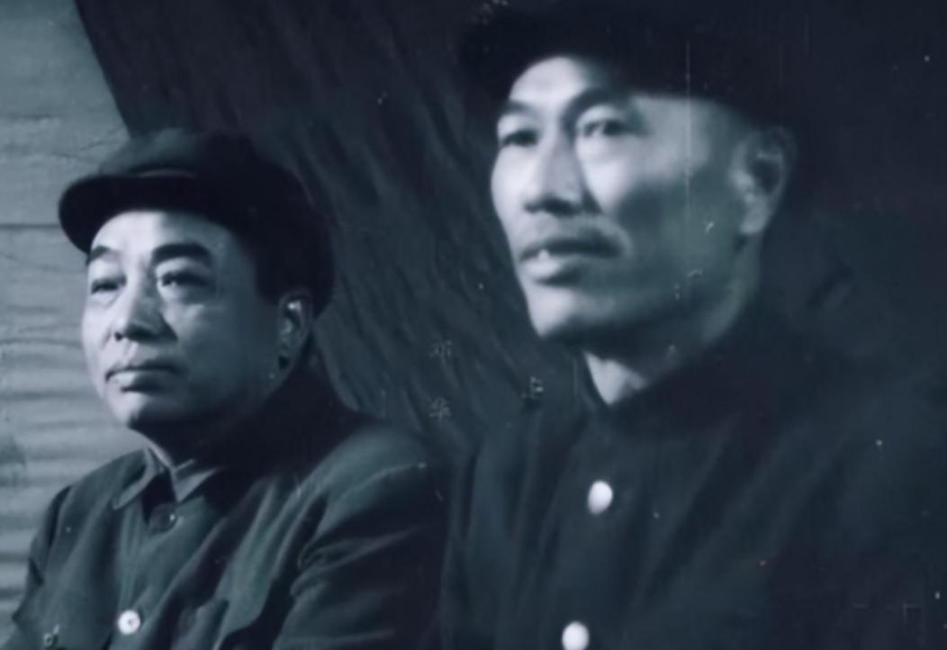 1959年,有人问邓华“彭德怀谁都骂，为什么不骂你？”邓华犀利反驳道“彭总骂你是