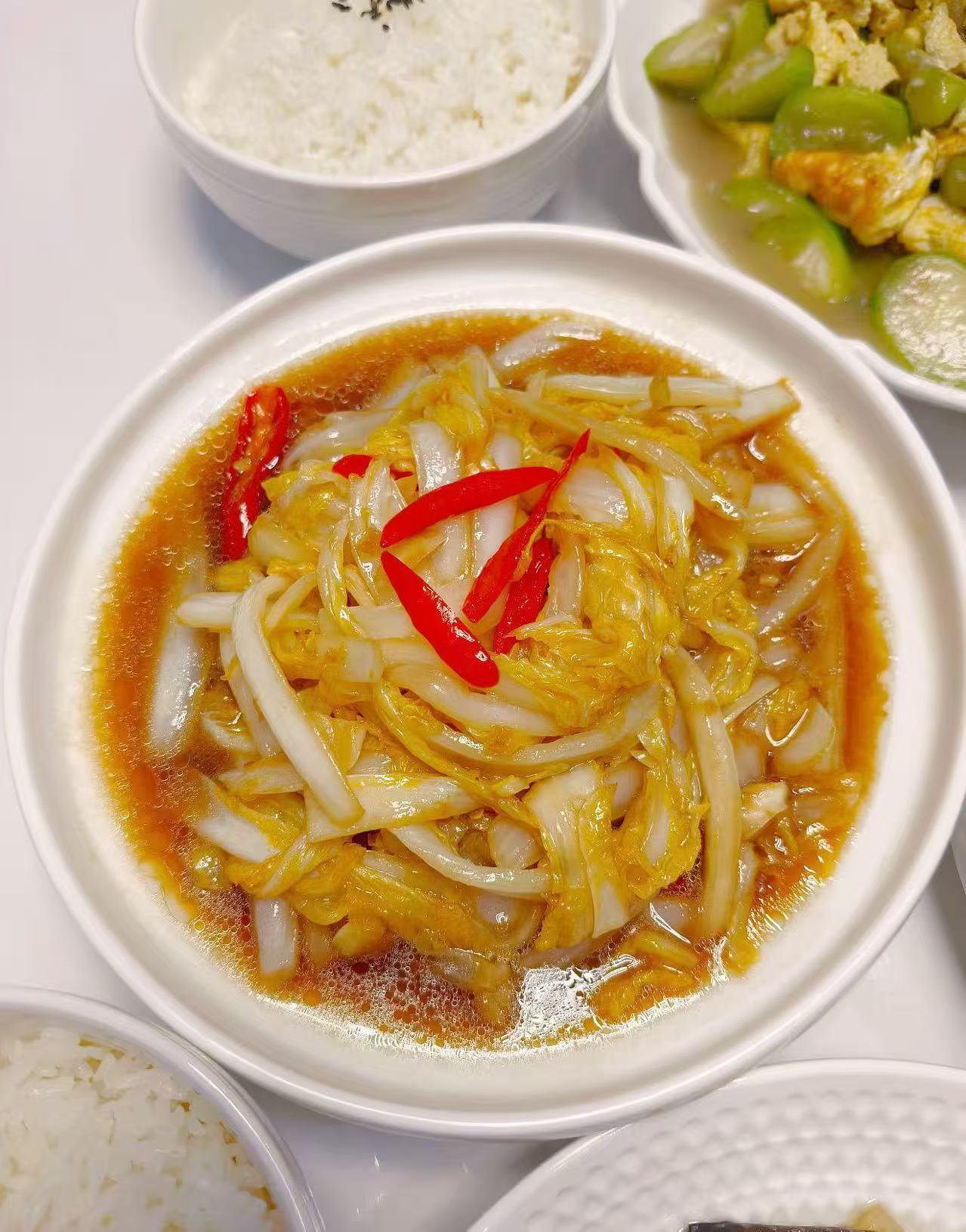 家常酸辣白菜，下饭神器。