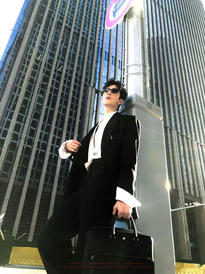 井柏然工作室营业sense 别人营业是交作业，他工作室营业是交作品，这个差距不是