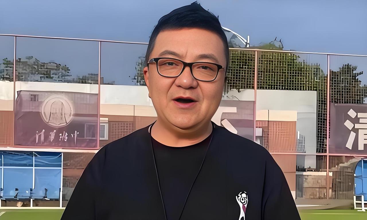 董路在昨晚的直播中语出惊人，“真正打压他的是北京足协”，并且把北京足协这些年干了