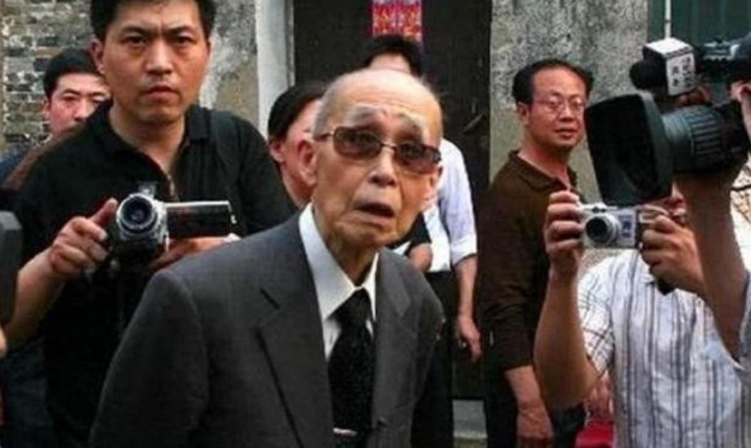 九旬日本退伍老兵松本还想打中国？被问为何执着，他说出了3个令人脊背发凉的理由！这