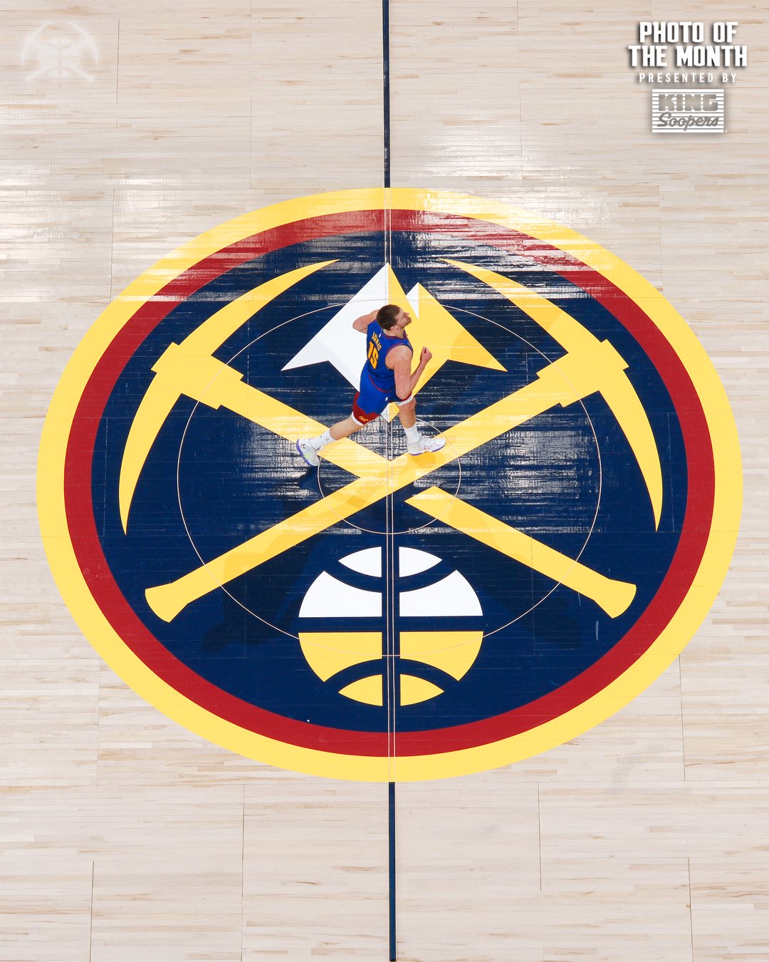 掘金官方：历史唯二！约基奇前800场达成15000+7500+5000