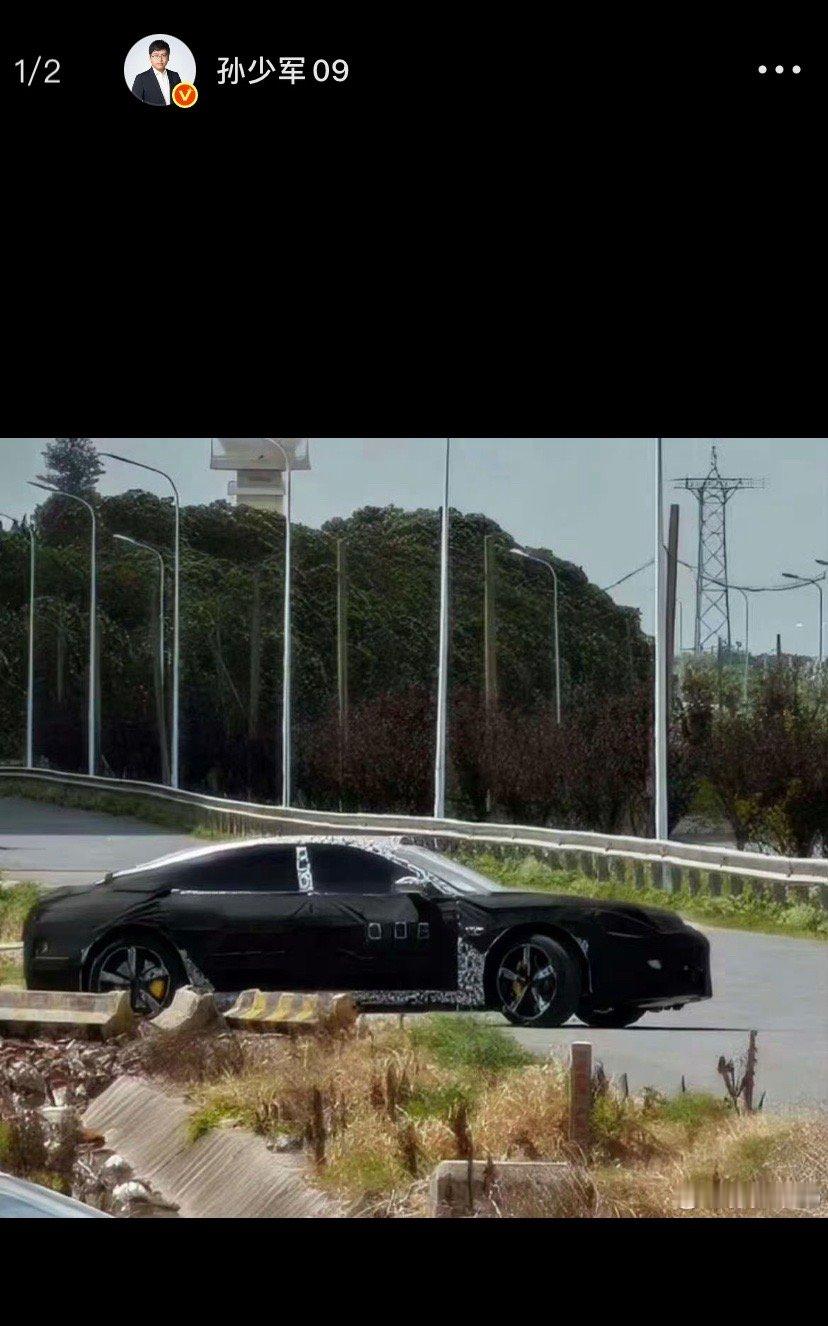 有对比才有差距，su7第一代设计水平还是在线的。 ​​​