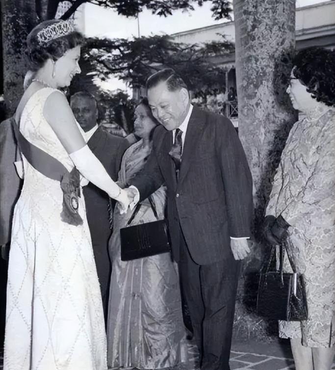 毛里求斯：唯一将"华人"印在钱上的国家，他究竟做了多大贡献？

1947年，路易
