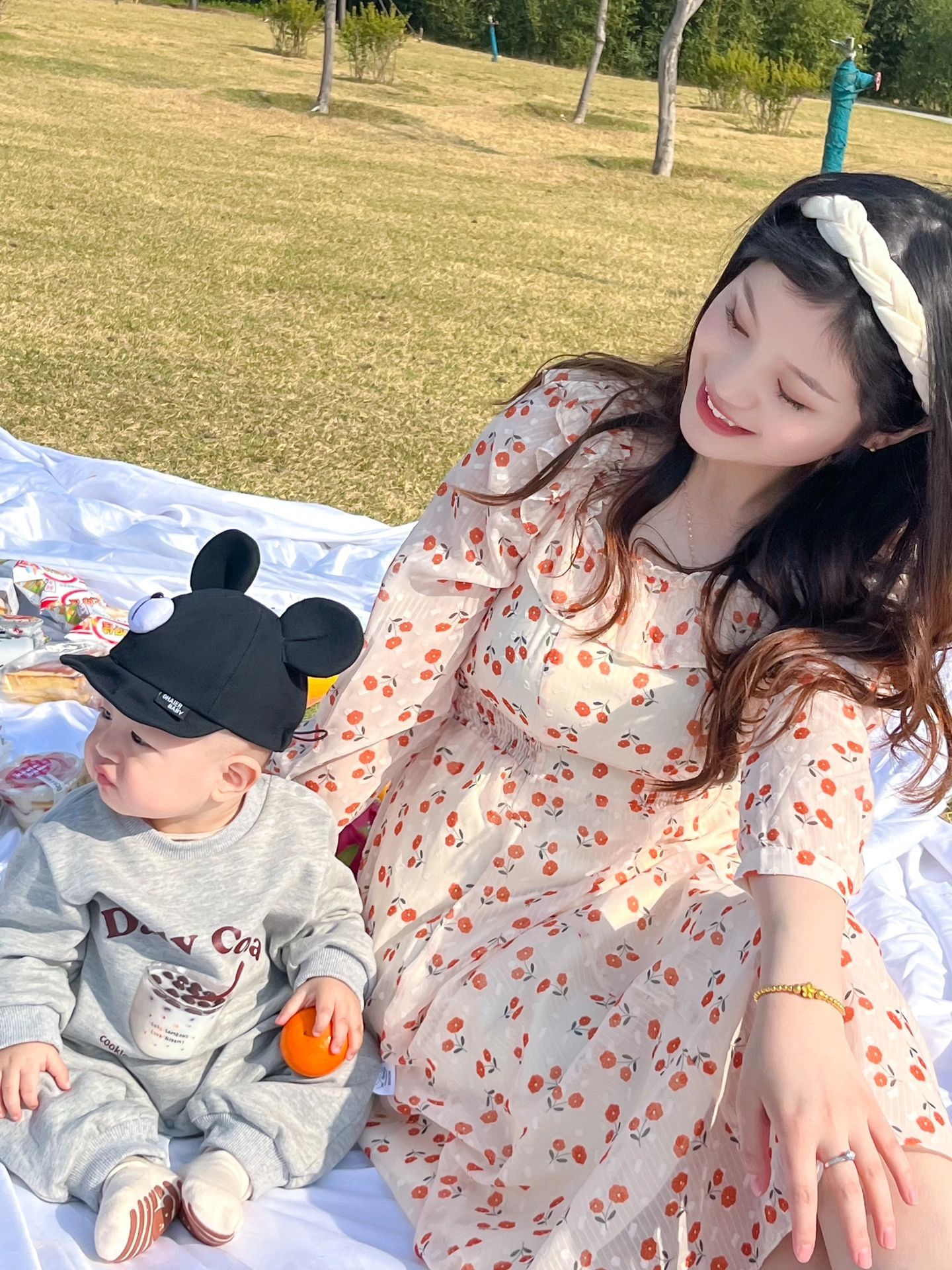带上👶🏻和三五好友出去野餐吧～🫧（难得自拍可以夸[喵喵]#我的Plog日记