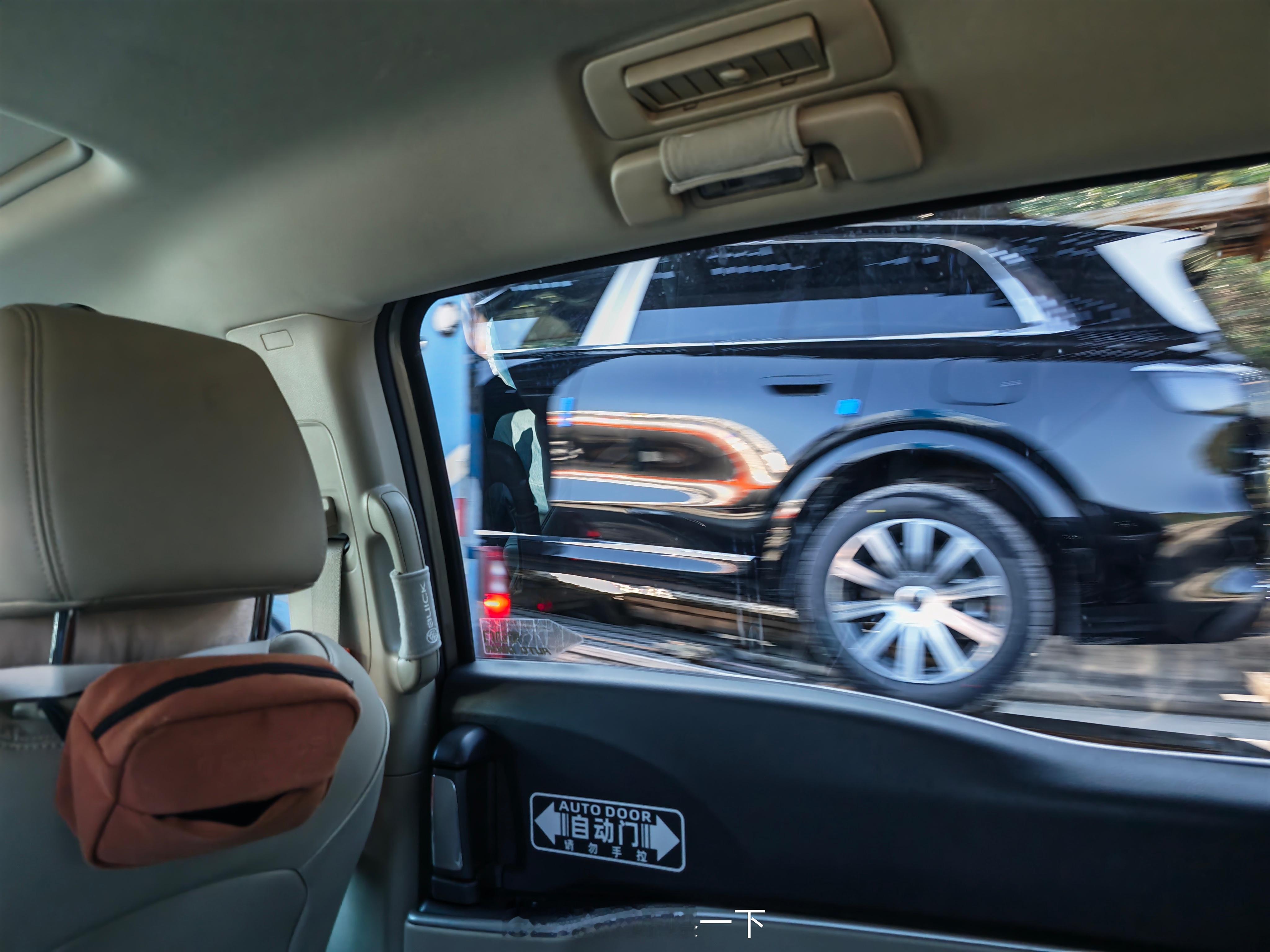 大家的问界M7和M8正在马不停蹄地输送 