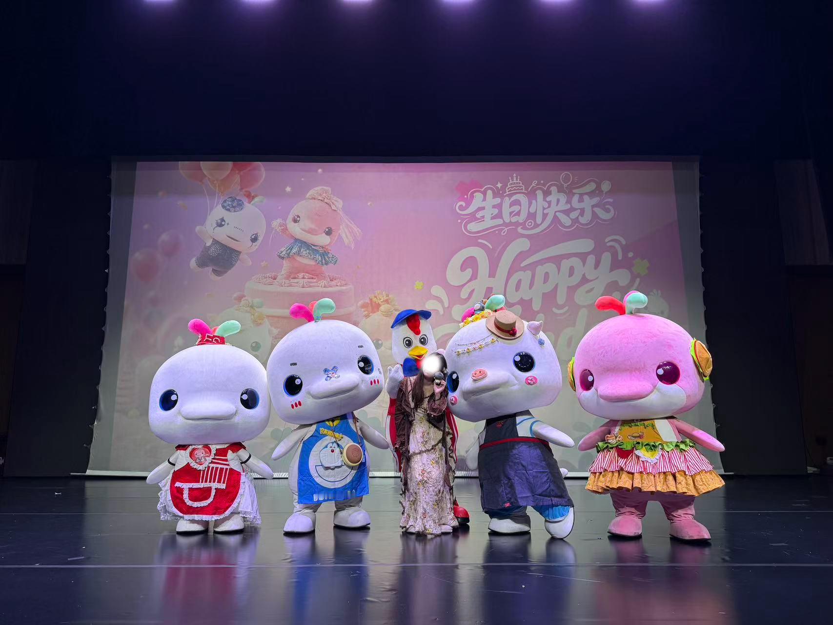 怎么没人提醒我 b莱克拿反了
