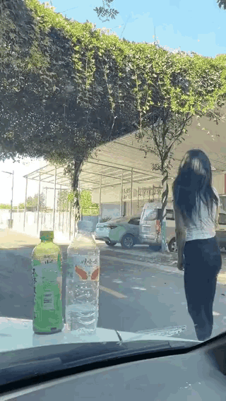 有意思🤔亲测车头放饮料管用……放车上的香水 放车香水 车后放物 放车香水 车后