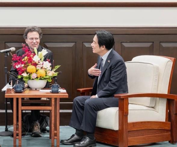 冷场了，台湾很寒心

赖清德热脸贴了冷屁股。德国人来了，但他使劲表演，对方根本不