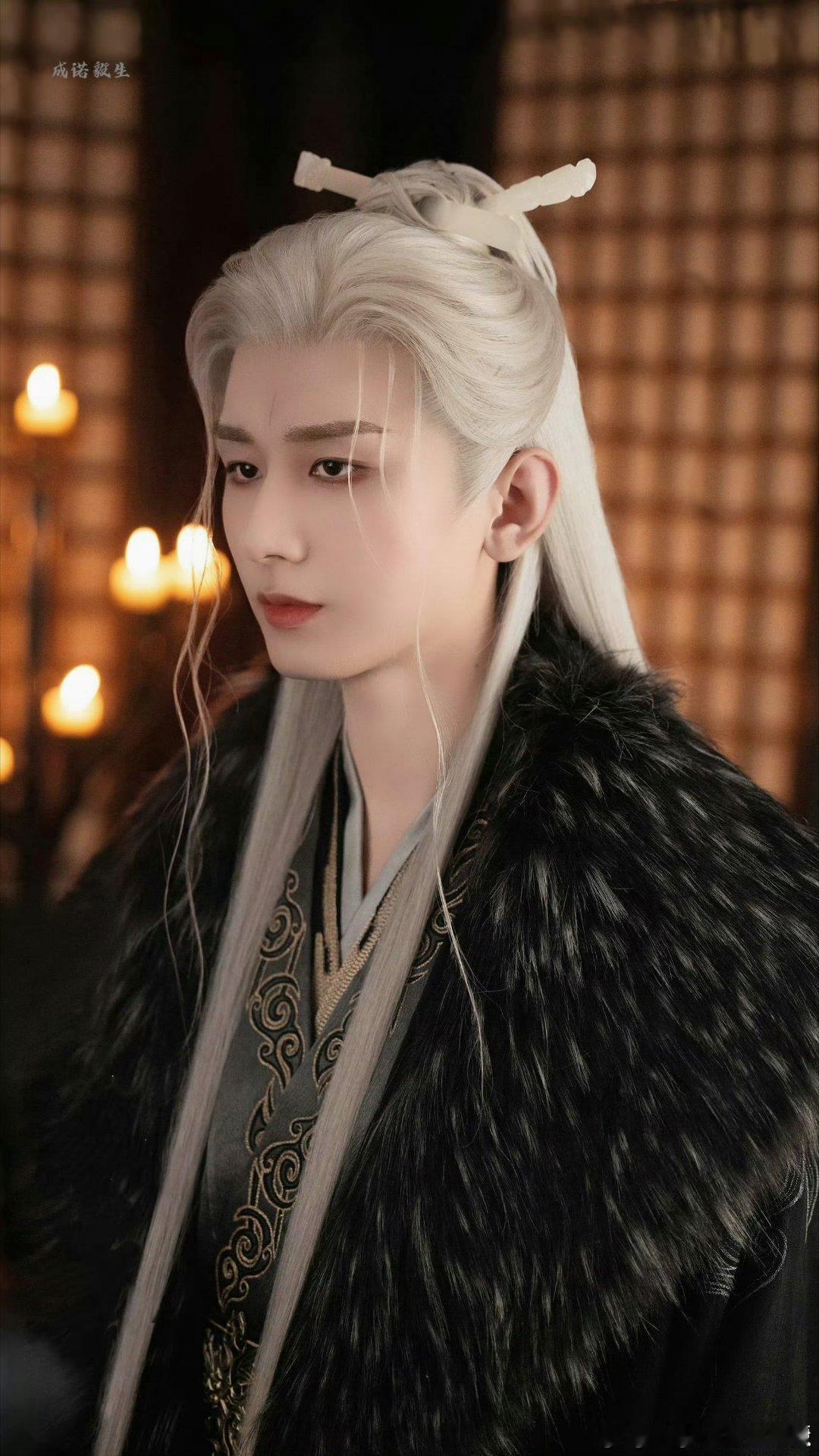 成毅两京十五日cy成毅朱瞻基成毅，晚风捎去细碎思念，我把满心欢喜妥帖收藏，你全力