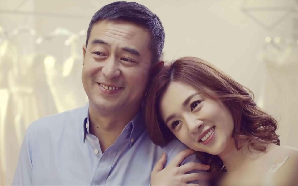 我有个大胆的猜测

演员张嘉译

很可能是王晓晨演艺生涯中，遇到过最懂欣赏她的贵
