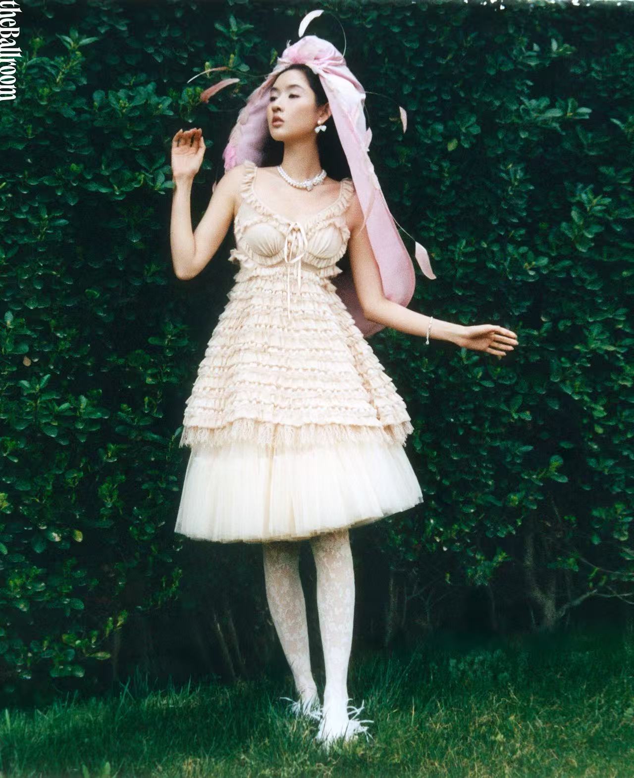 王玉雯 × theBallroom April 2026「春与人宜·Rest a