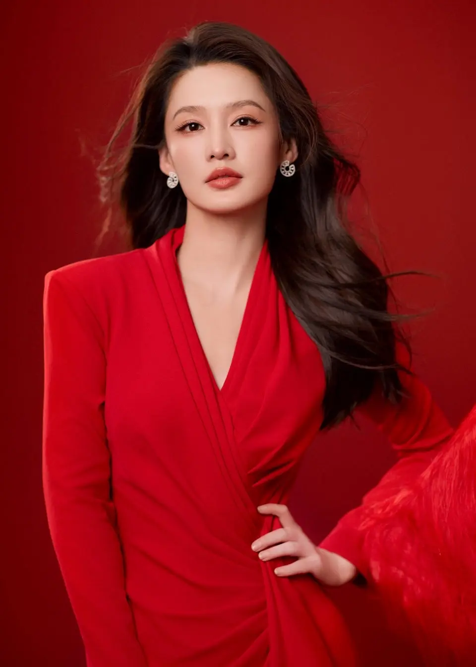 李沁。