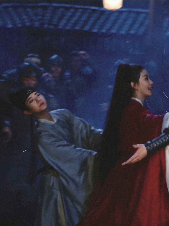 #杨盈收到了任如意迟来的小白兔#杨盈还是收到了来自师父任如意迟到的糖兔，送之前和