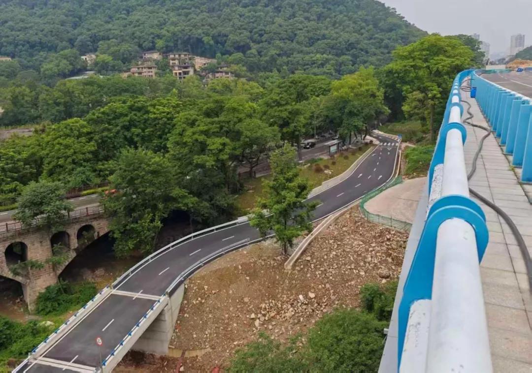 巴南这条道路建成通车 经过你家吗
据《看巴南》6月17日消息
日前
巴南区南泉街