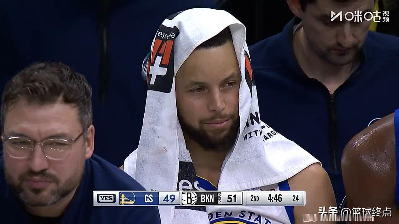 裁判明目张胆的针对库里，3+1被取消还给了技术犯规

如今联盟针对库里可谓是明目