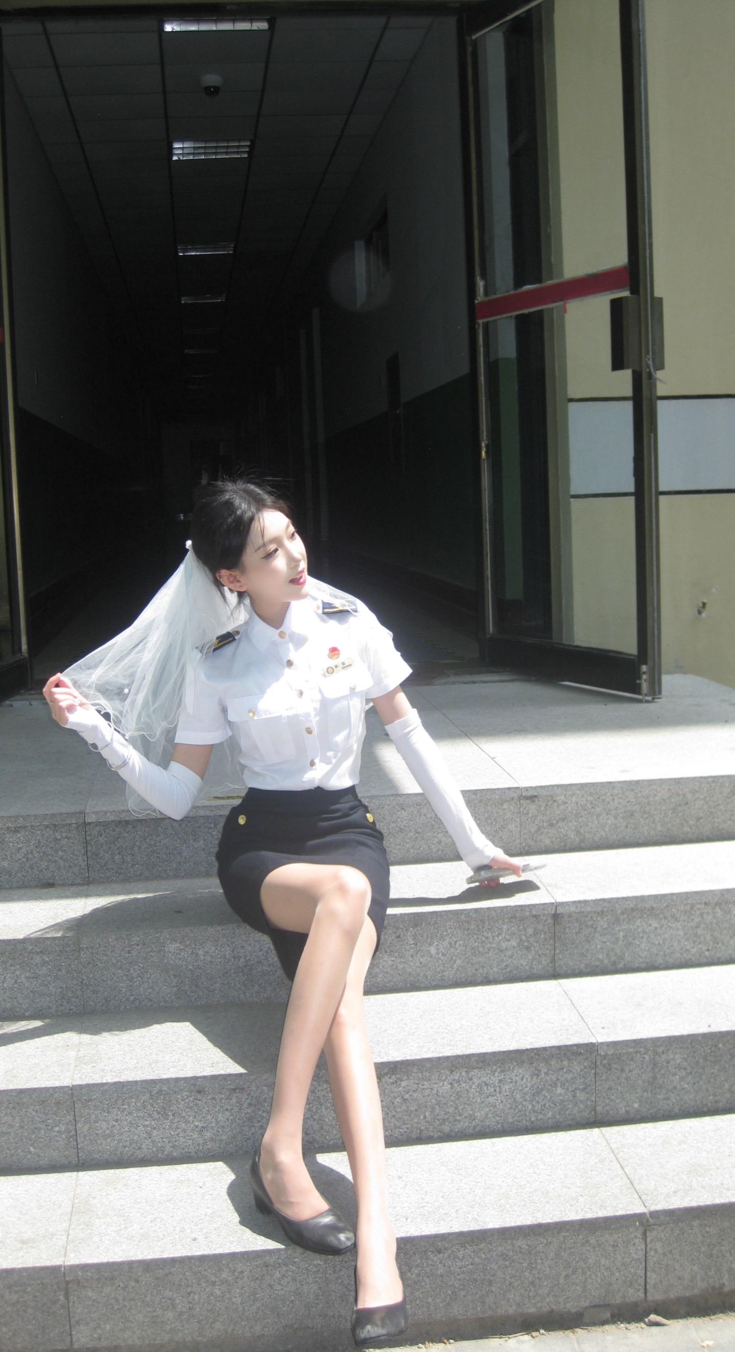直到我看到了你 莽莽撞撞靠近