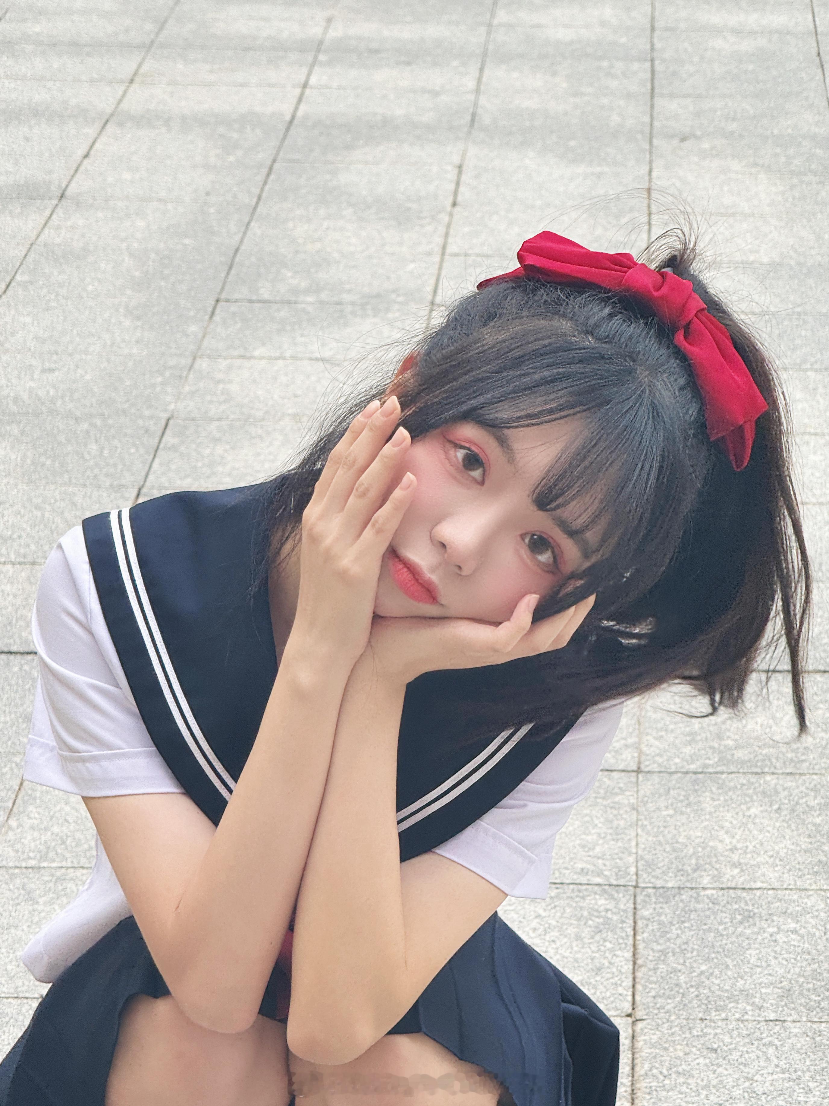 #兜系少女[超话]# 星期一早（不想上班脸 ​​​