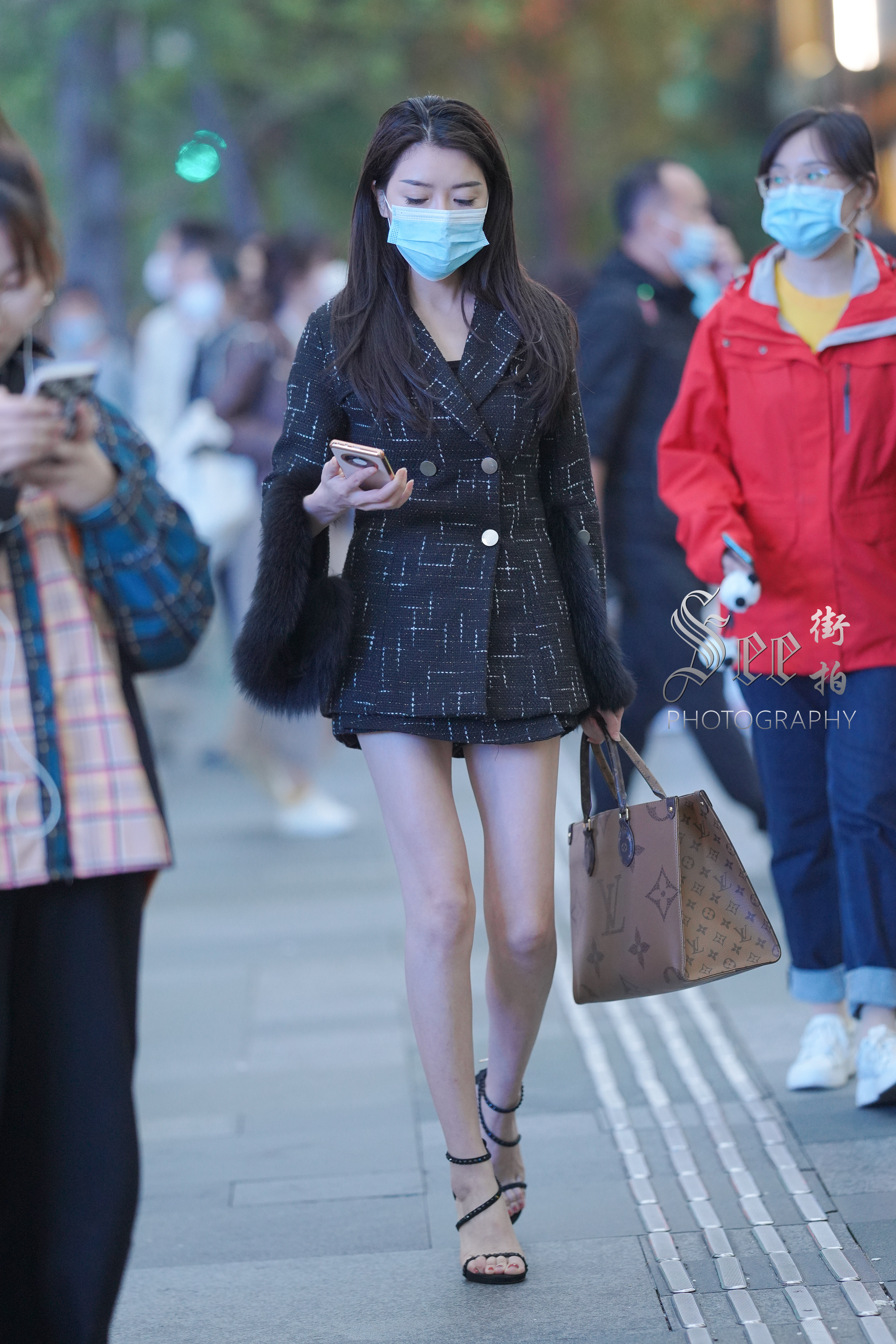 温婉气质美丽~~ ​​​