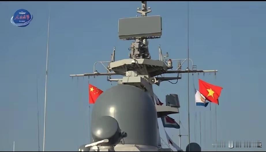 越南操作太双标！刚访华转头穿台海，还敢喊“航行自由”？
见过翻脸比翻书快的，没见