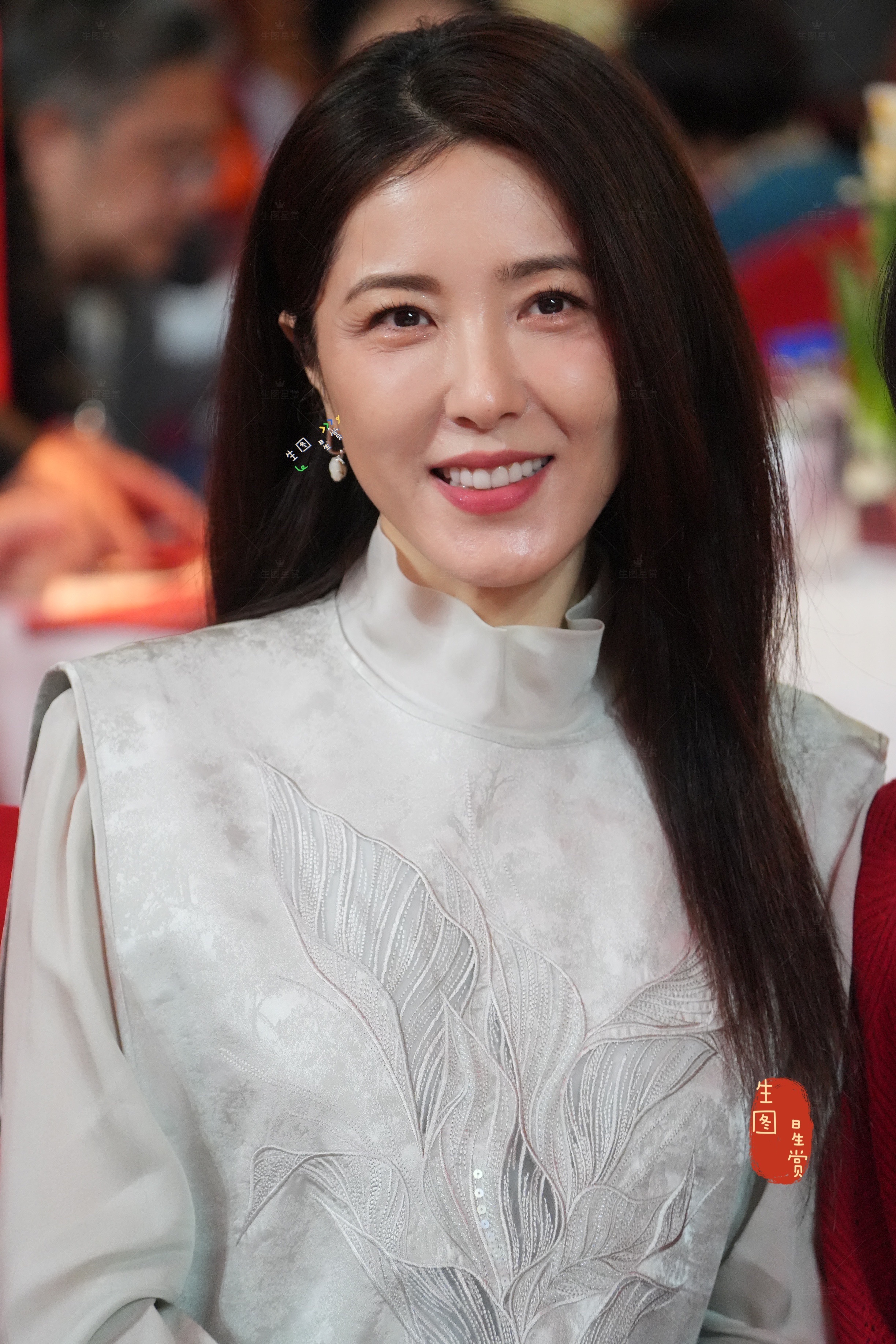 曾黎百花迎春晚会坐席生图新中式古典大美人