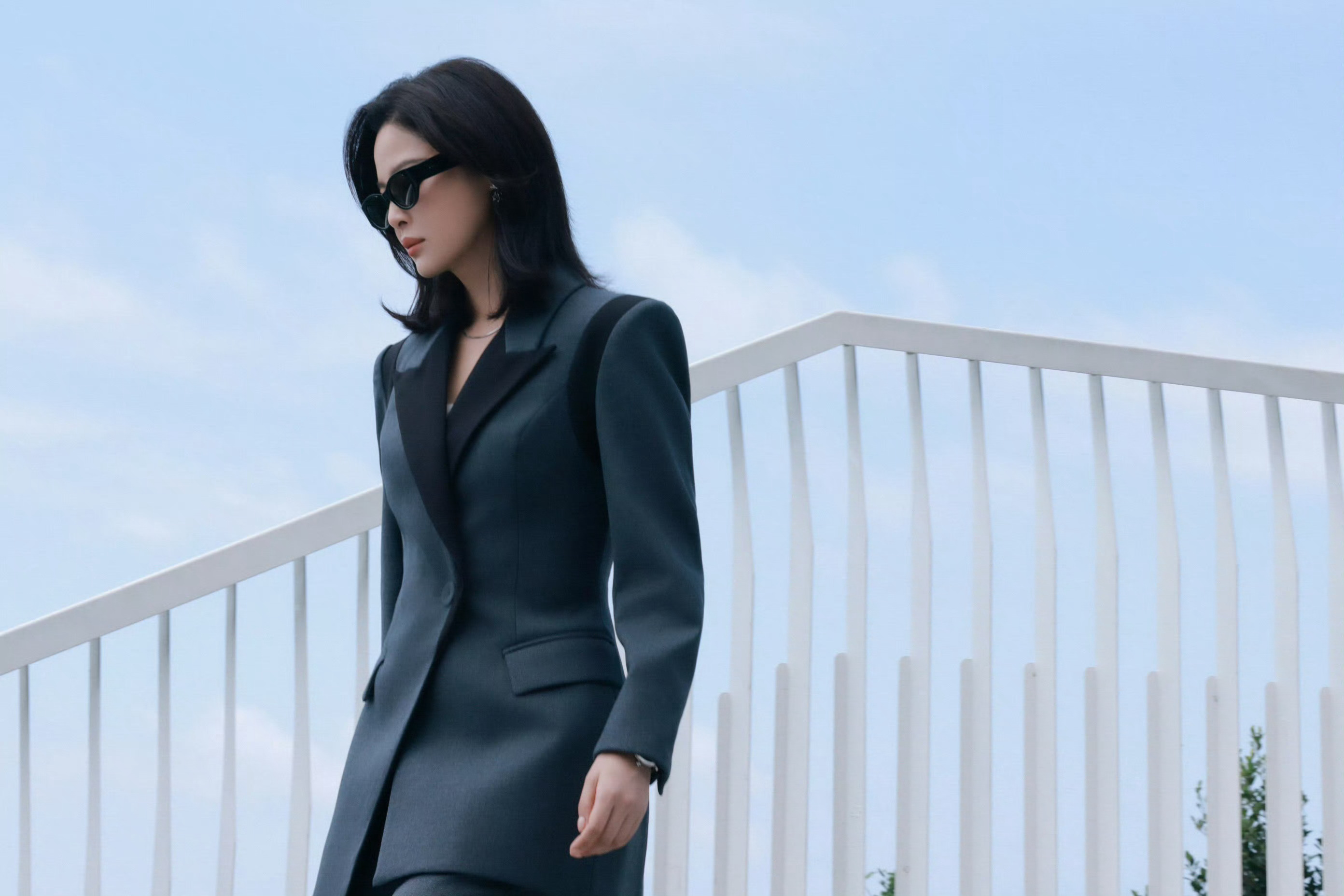 辛芷蕾东北大呲花把律政佳人演活了 唐盈盈这个角色换个人演可能就悬浮了，但辛芷蕾的