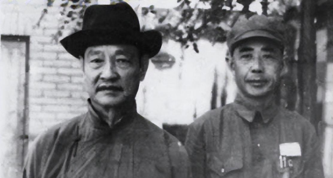1959年陈明仁带着蒋介石赠送的枪参加会议，贺龙悄声嘱咐迟浩田把枪收下，这背后有