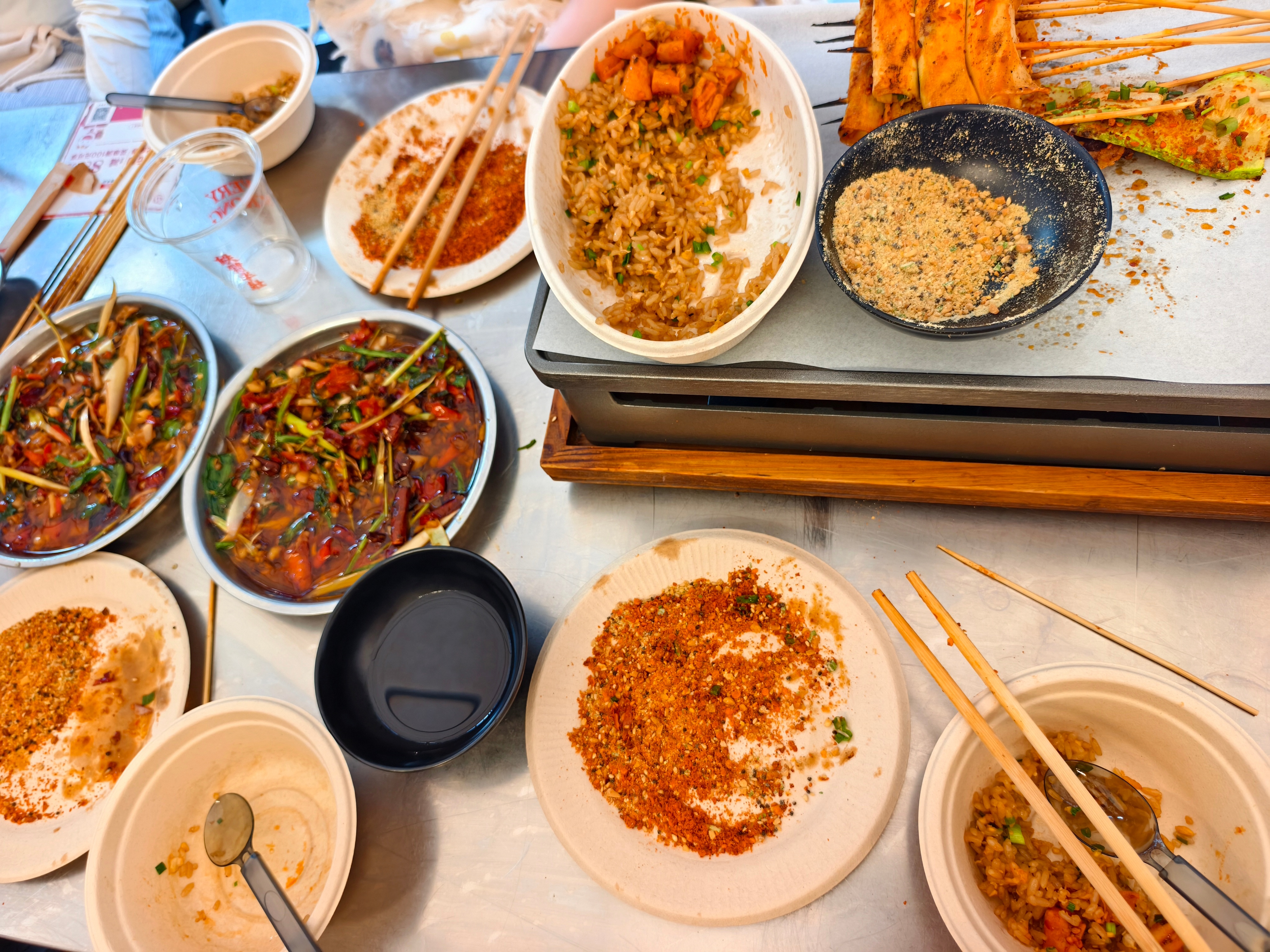 他们说我见檀健次没时间 和他们吃饭倒是一顿不落