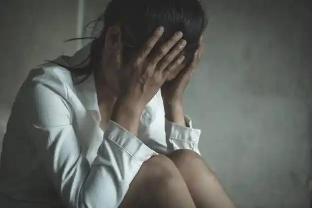 “免费女人”？比恶劣侵害更可怕的，是整个系统都在替施暴者“省事”。
 
2024