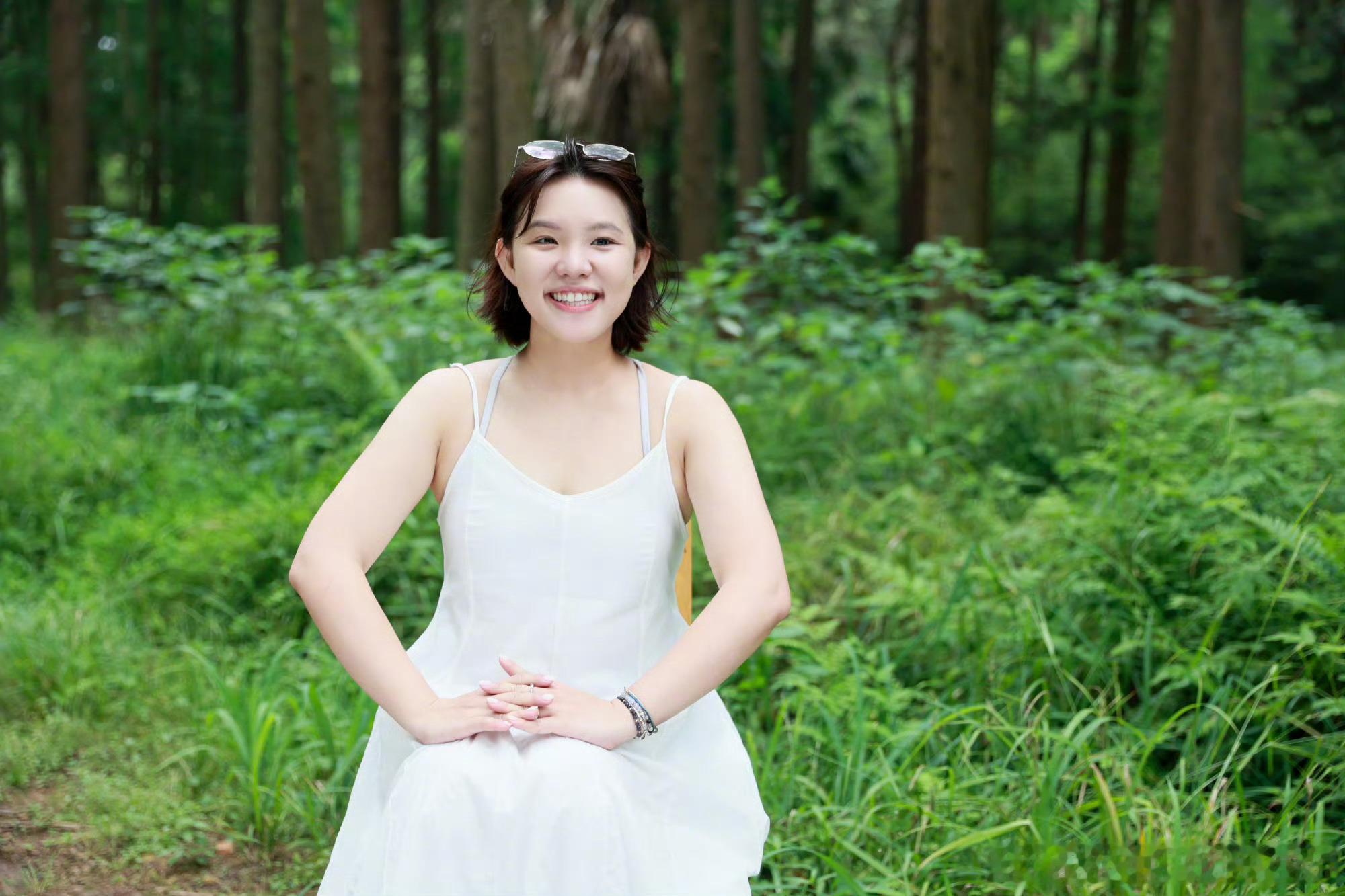 谢依霖曾和林依晨聊过生育话题半熟恋人谢依霖生完孩子回头一看，怎么林依晨并没有生啊