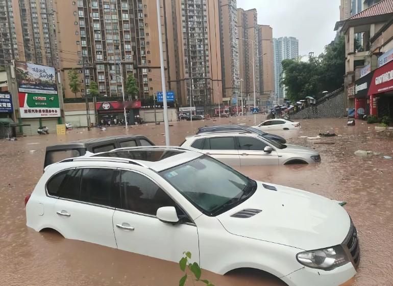 暴雨汛情警示｜警惕极端降雨，做好防汛防范
 
近期受台风外围水汽影响，7月13日