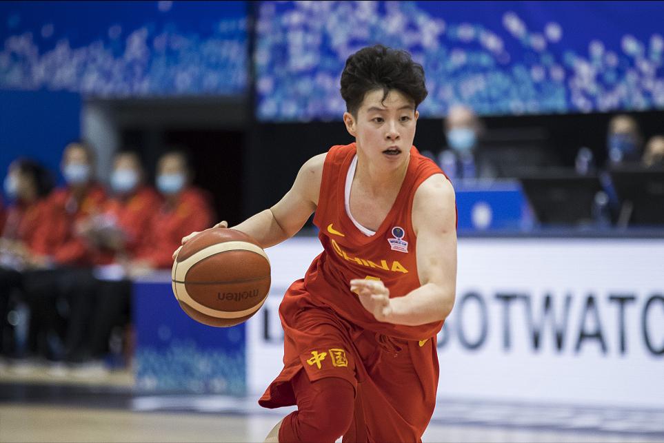 有多少人想过李缘会拿到总决赛MVP？我敢肯定总决赛之前很少有人想过。
恭贺李缘成