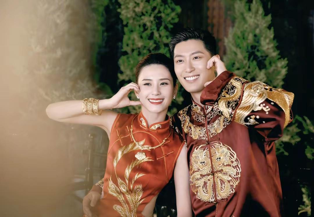 什么叫窦骁和何超莲离婚了？这两人压根就没领结婚证，从法律层面讲不算结婚，哪来的离