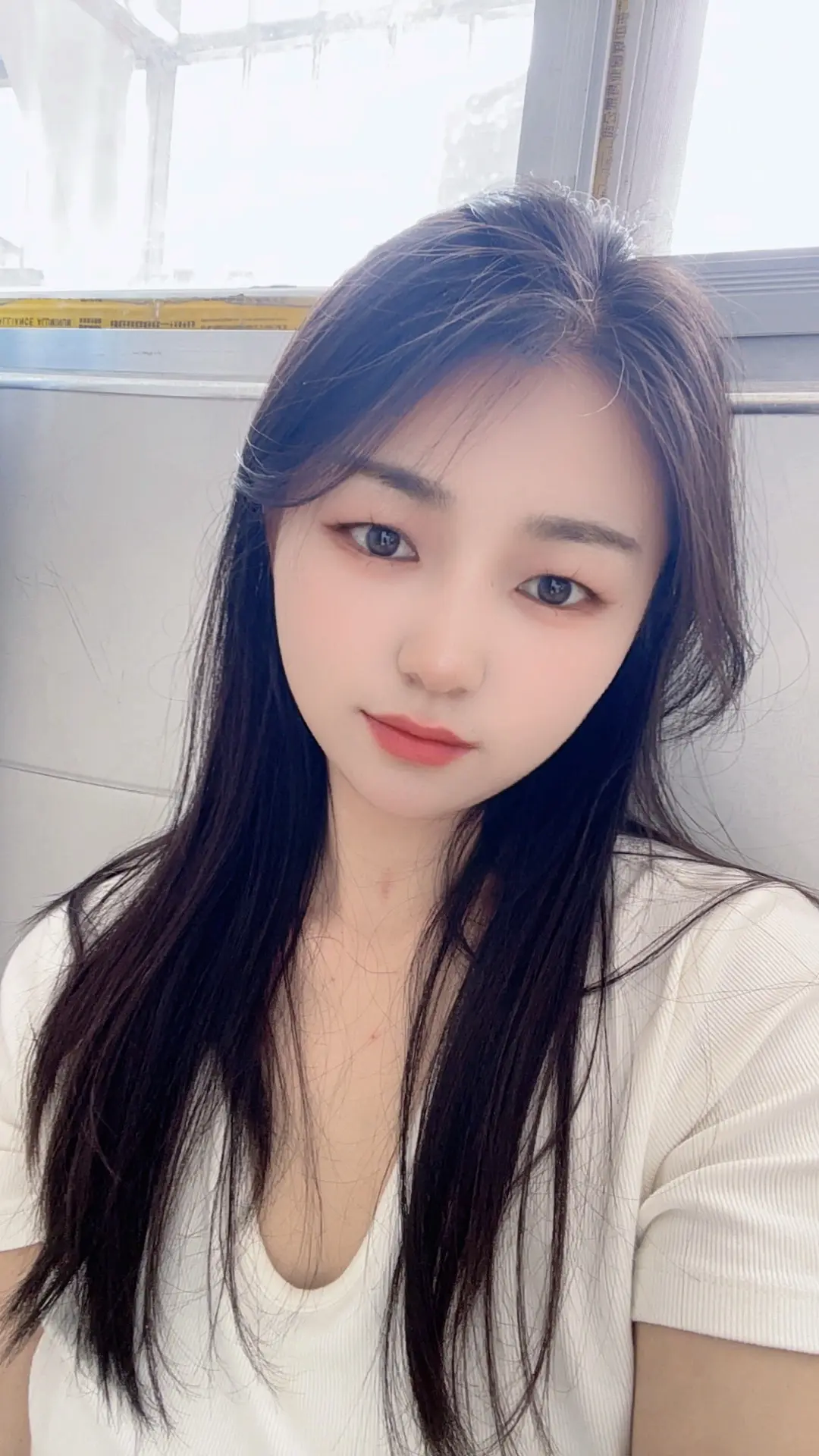 "18岁觉得有情饮水饱 24岁觉得平贱夫妻百事哀 28岁觉得世间最难是...