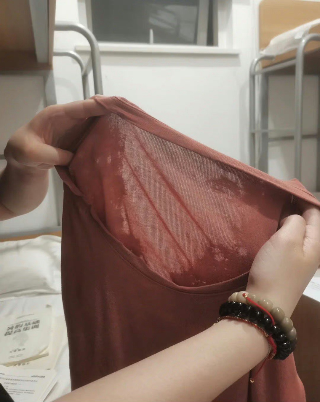 兄弟好耐性衣服都穿成纱了 ​​​